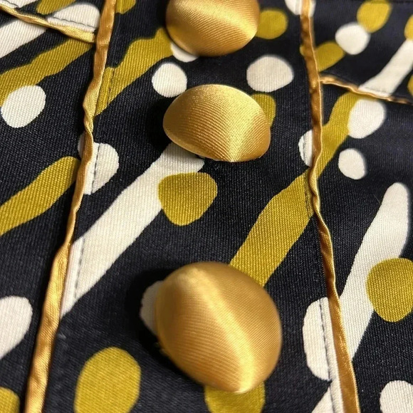 Japan dress,women size 36. Black, lined, long sleeve ,boat neck ,gold details EC - Picture 11 of 17